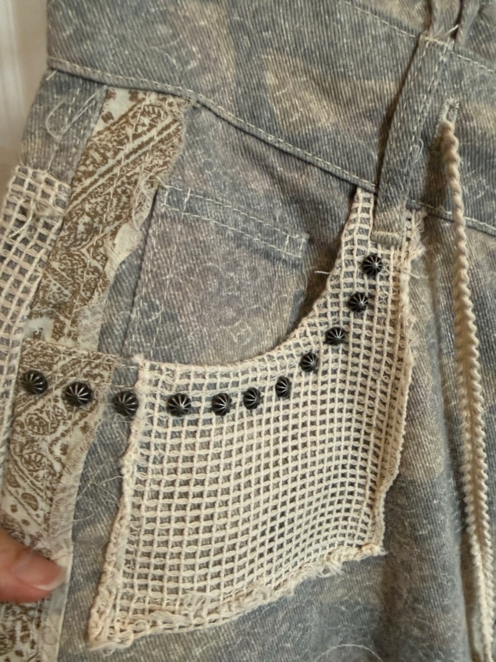 POL Neutral Patchwork Wide-Leg Pants with Crochet Details- SMALL - Picture 9 of 17